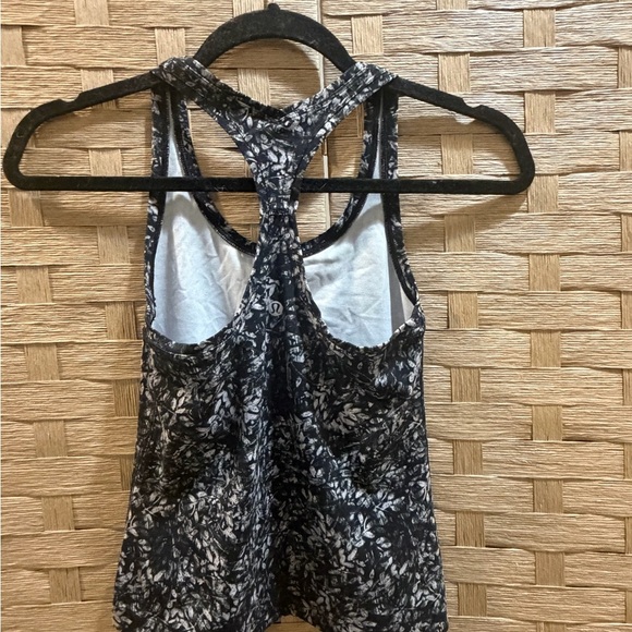 Lululemon Cool Racerback Tank Size XS EUC - Picture 5 of 5
